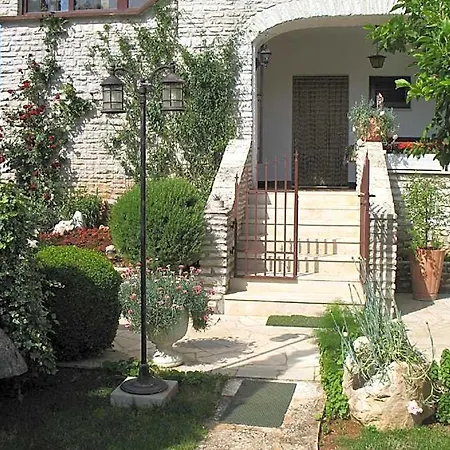 Otilija * بوريتش