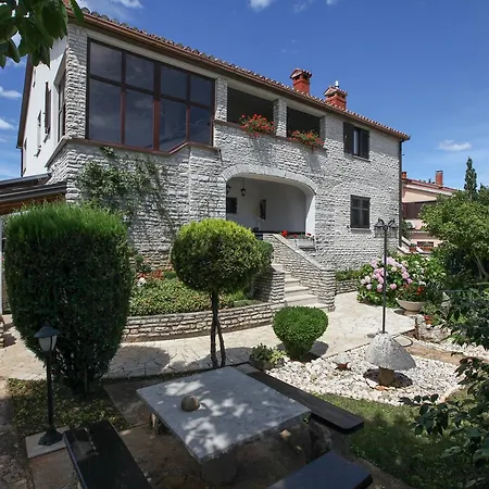 Lägenhet Otilija Poreč